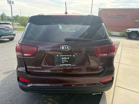 Used 2020 Kia Sorento S AWD/4WD image 12