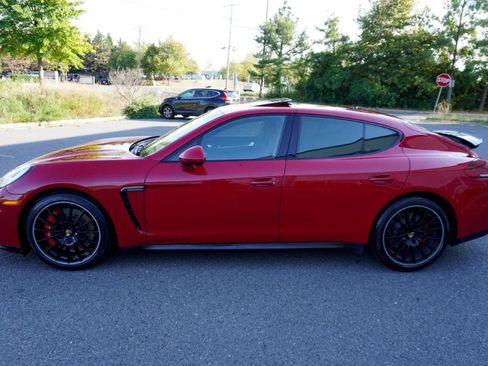 Used 2014 Porsche Panamera GTS image 4