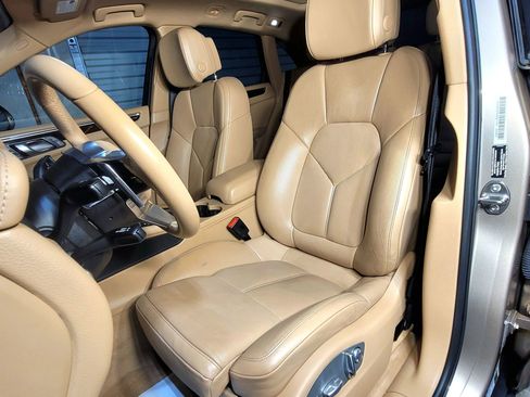 Used 2015 Porsche Macan S image 15