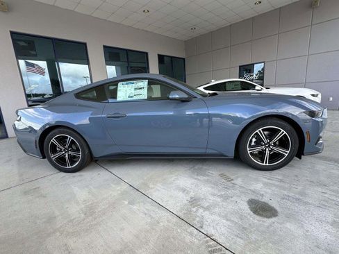 New 2025 Ford Mustang Coupe image 8