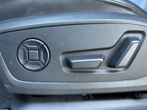 Used 2022 Audi Q3 2.0T Premium Plus image 16