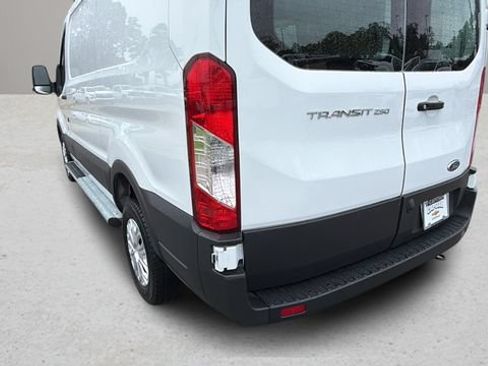 Used 2025 Ford Transit 250 Low Roof w/ Exterior Upgrade Package RWD image 35