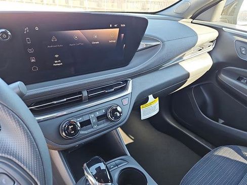 New 2026 Buick Envista Preferred image 18