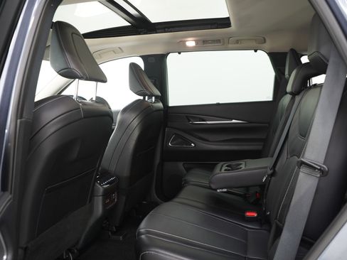Used 2024 INFINITI QX60 Sensory AWD/4WD image 16