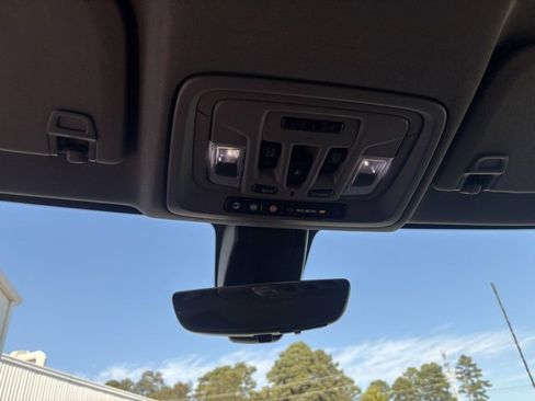 Used 2020 GMC Sierra 2500 Denali w/ Denali Ultimate Package image 26