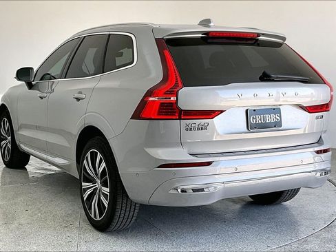 Certified 2023 Volvo XC60 B5 Ultimate w/ Climate Package image 16