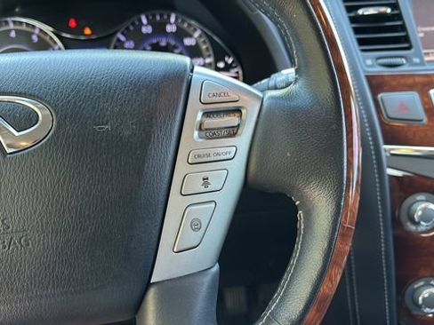Used 2017 INFINITI QX80 4WD w/ Deluxe Technology Package image 23