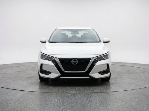 Used 2025 Nissan Sentra SV FWD image 2