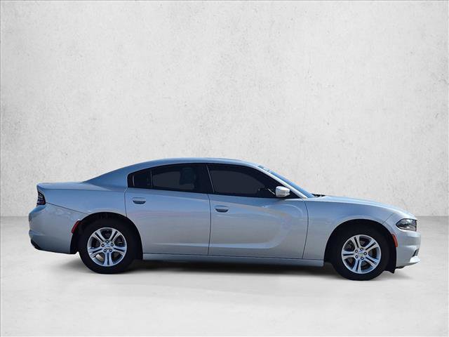 Used 2022 Dodge Charger SXT w/ Leather Interior Group RWD image 4