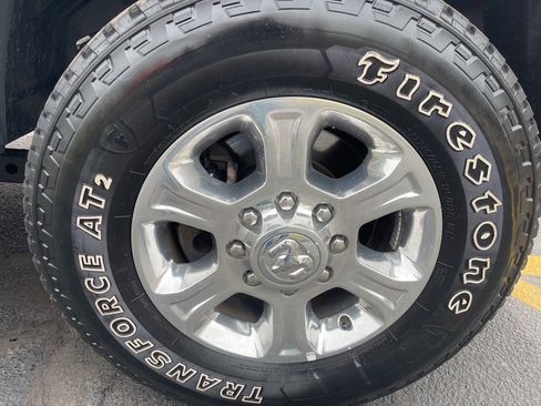 Used 2024 RAM 2500 Big Horn image 28