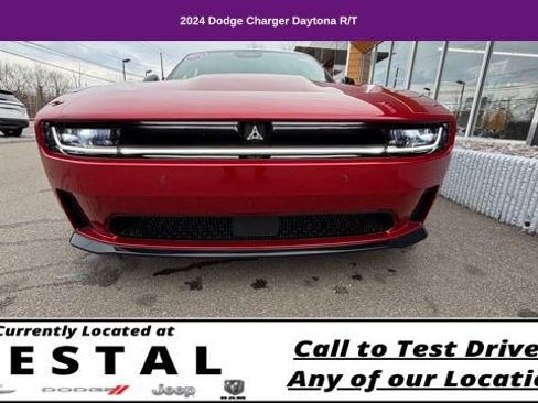 Used 2024 Dodge Charger Daytona R/T w/ Plus Group AWD/4WD image 7