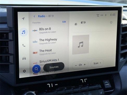 Used 2025 Toyota Tundra Limited image 19