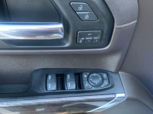 Used 2019 Chevrolet Silverado 1500 LTZ w/ LTZ Premium Package image 22