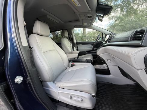 Used 2018 Honda Odyssey EX-L image 46