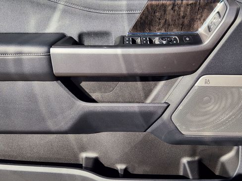 New 2026 Ford F350 Lariat w/ FX4 Off-Road Package image 19