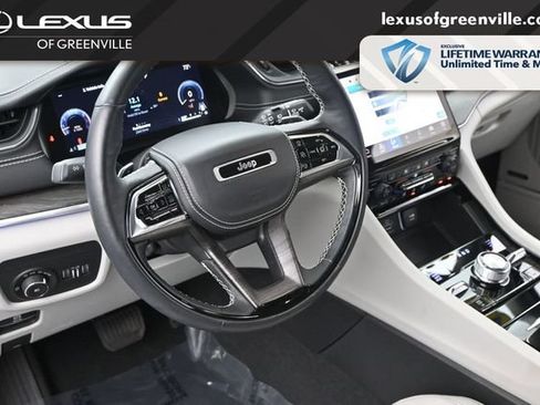 Used 2023 Jeep Grand Cherokee L Overland w/ Advanced Protech Group III AWD/4WD image 23