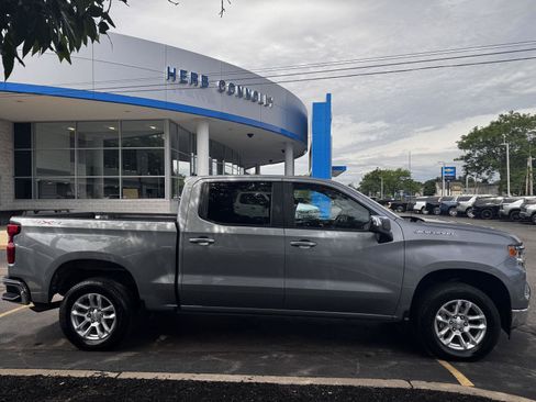 Certified 2023 Chevrolet Silverado 1500 LT AWD/4WD image 8