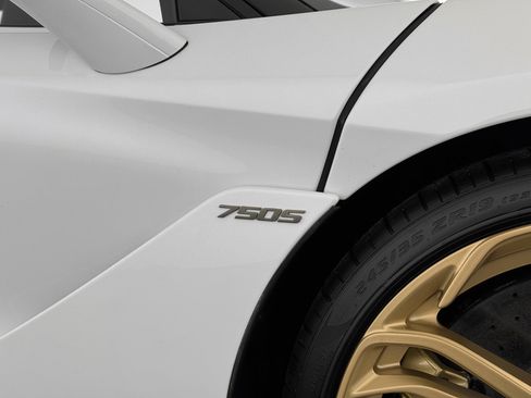 Used 2026 McLaren 750S RWD image 41