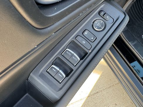 Used 2024 Honda Accord Sport image 11