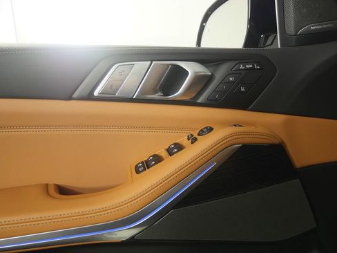 New 2026 BMW X7 M60i AWD/4WD image 8