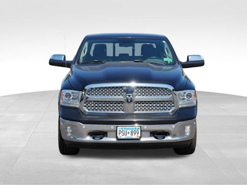 Used 2018 RAM 1500 Laramie w/ Convenience Group AWD/4WD image 2