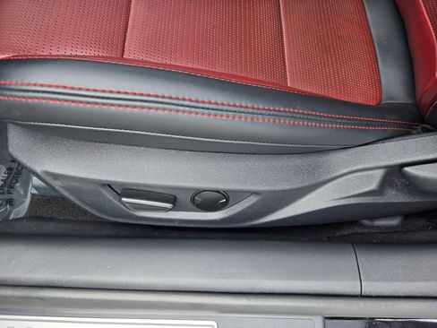Used 2025 Ford Mustang Premium RWD image 23