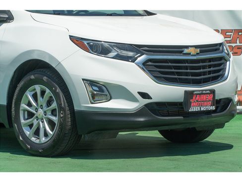 Used 2019 Chevrolet Equinox LT FWD image 38