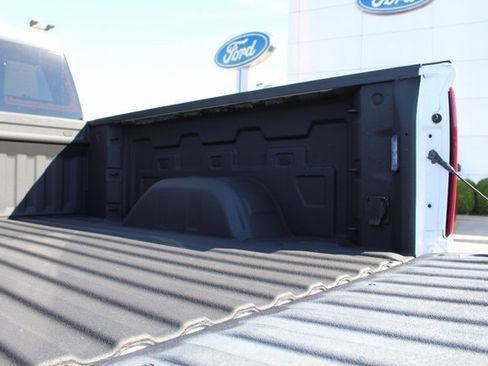Used 2019 Chevrolet Silverado 1500 RST AWD/4WD image 16