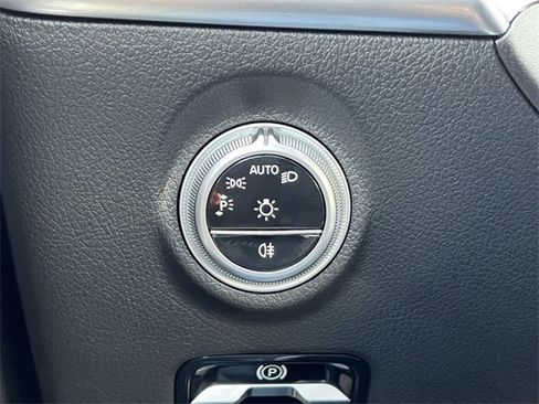 Certified 2025 Mercedes-Benz C 300 4MATIC Sedan image 18