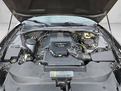 Used 2003 Ford Thunderbird image 17