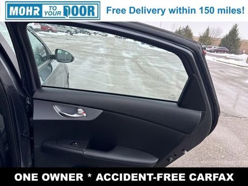 Used 2024 Kia Forte LXS image 28