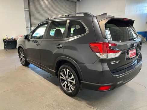 Used 2019 Subaru Forester Limited AWD/4WD image 5