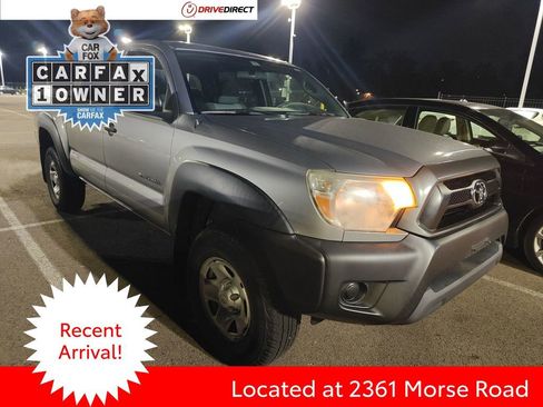 Used 2014 Toyota Tacoma PreRunner w/ Convenience Package image 1