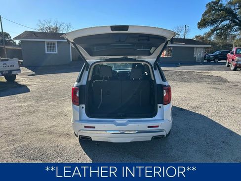 Used 2022 GMC Acadia Denali w/ Denali Ultimate Package image 7