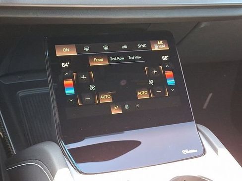 New 2026 Cadillac Vistiq Sport w/ LPO, Floor Liner Package image 10