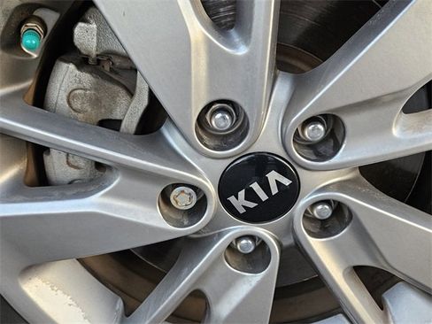 Used 2016 Kia Optima LX w/ Technology Package image 8