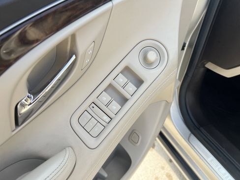 Used 2014 Buick LaCrosse Leather image 14