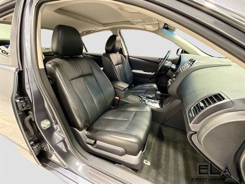 Used 2012 Nissan Altima 3.5 SR w/ Sport Pkg image 31