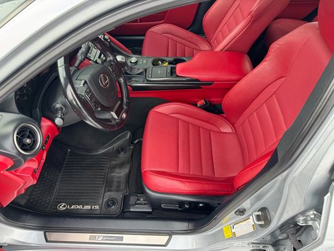 Used 2022 Lexus IS 350 F Sport image 9