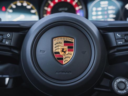 Used 2022 Porsche 911 GT3 RWD image 55