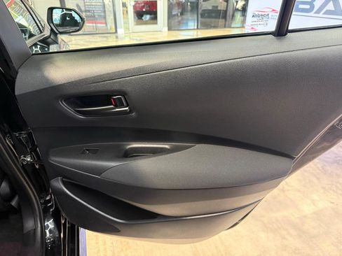 Used 2026 Toyota Corolla LE FWD image 30