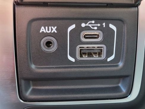 Certified 2025 Jeep Wrangler Sport AWD/4WD image 7