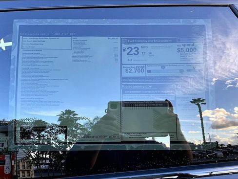 New 2026 Land Rover Range Rover Velar Dynamic SE image 14