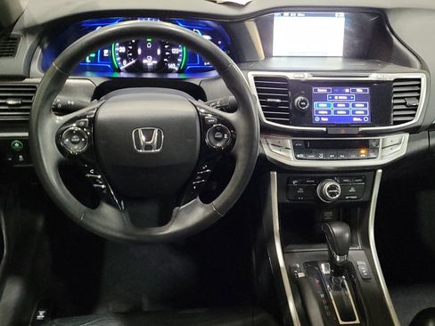 Used 2015 Honda Accord Touring image 22
