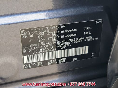 Certified 2022 Toyota RAV4 XLE Premium AWD/4WD image 16