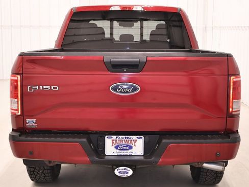 Used 2015 Ford F150 XLT w/ Equipment Group 302A Luxury AWD/4WD image 8