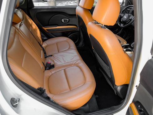 Used 2015 Kia Soul ! w/ Sun & Sound Package image 46