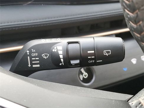 Certified 2023 Nissan Ariya FWD image 14