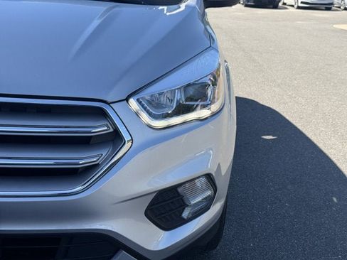 Used 2019 Ford Escape SEL AWD/4WD image 10