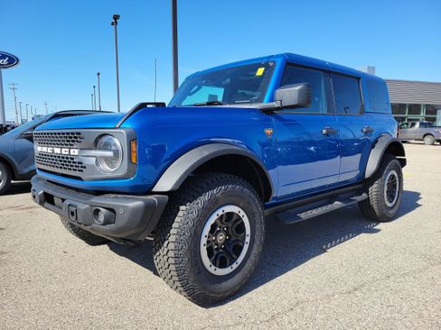 New 2026 Ford Bronco Badlands AWD/4WD image 9